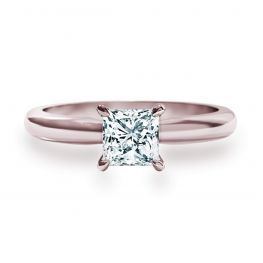 Bague de fiançailles diamant taille princesse