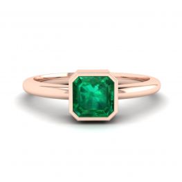 Bague émeraude carrée élégante en or rose 18 carats