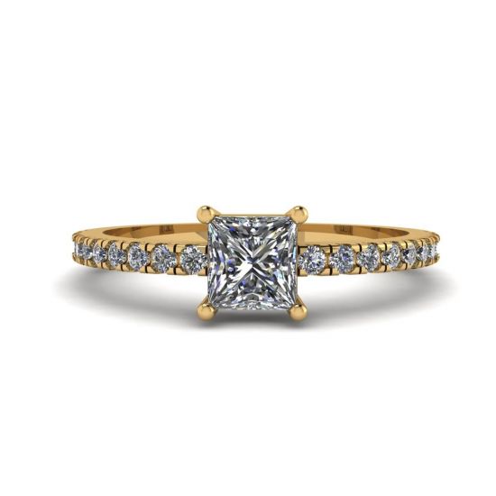 Bague en diamant taille princesse avec pavé latéral en or jaune 18 carats, Image 1