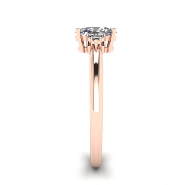 Bague Diamant Ovale avec 3 Diamants Latéraux Or Rose - Photo 2