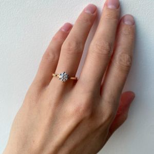Bague de fiançailles en or mélangé avec diamant - Photo 4