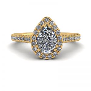 Bague halo de diamants taille poire en or jaune 18 carats