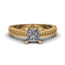 Bague en diamant taille princesse de style oriental en or jaune 18 carats